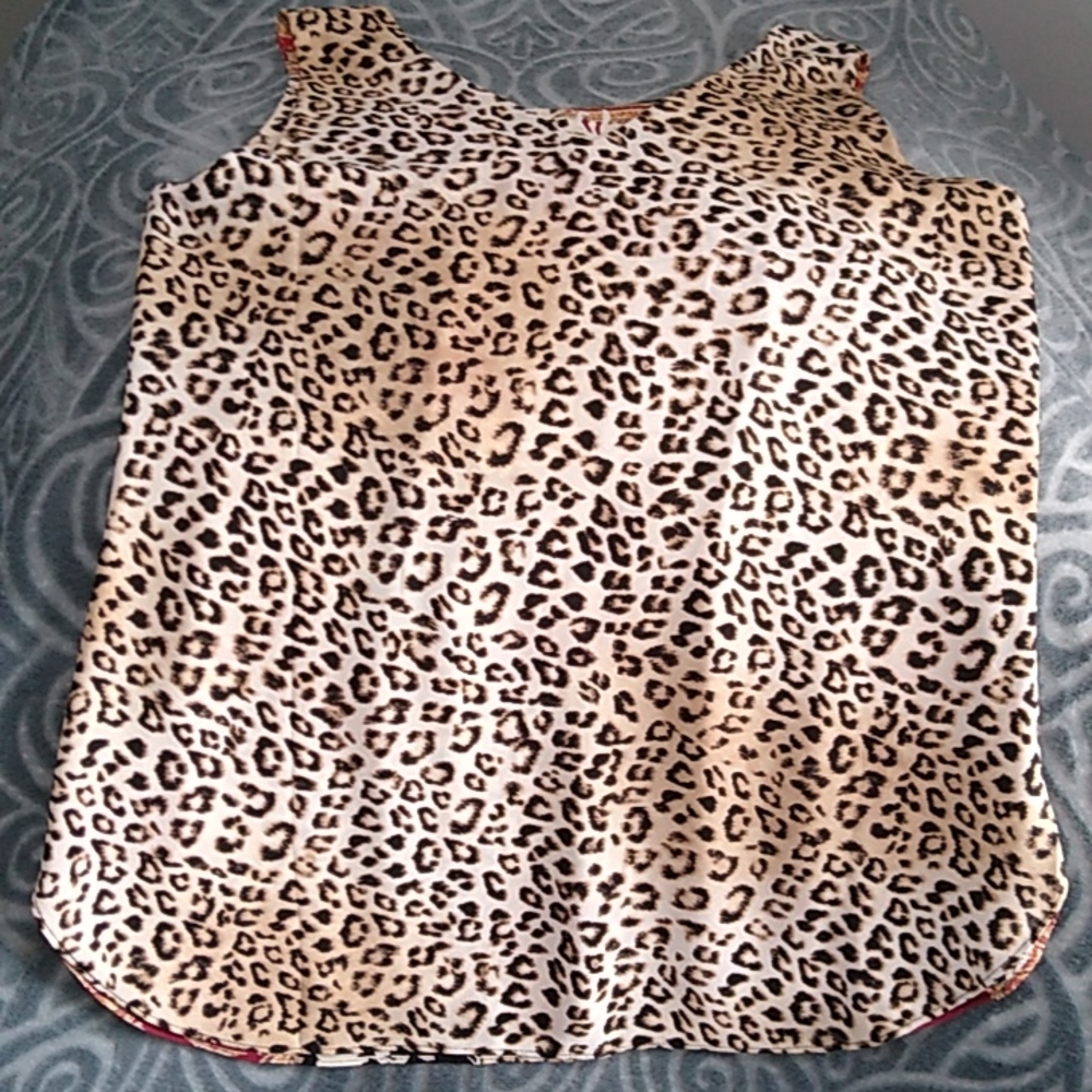 Chico's 4 In One Reversible Layering Shell. - Picture 2 of 4